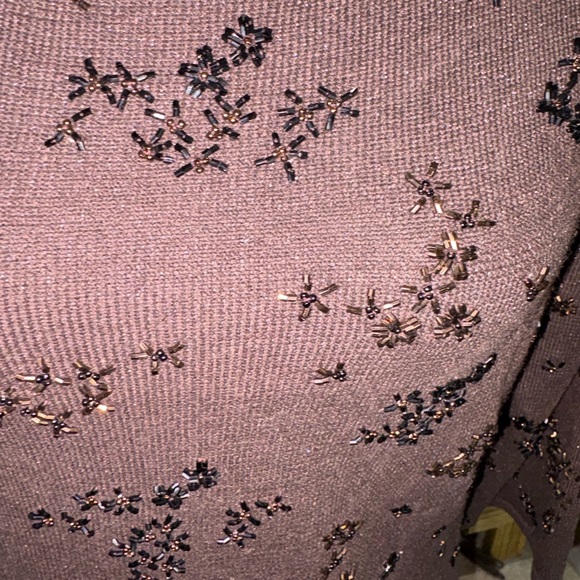 CARMEN MARC VALVO COLLECTION SIZE LARGE BROWN 3/4 SLEEVE EMBELLISHED TOP - Picture 2 of 4